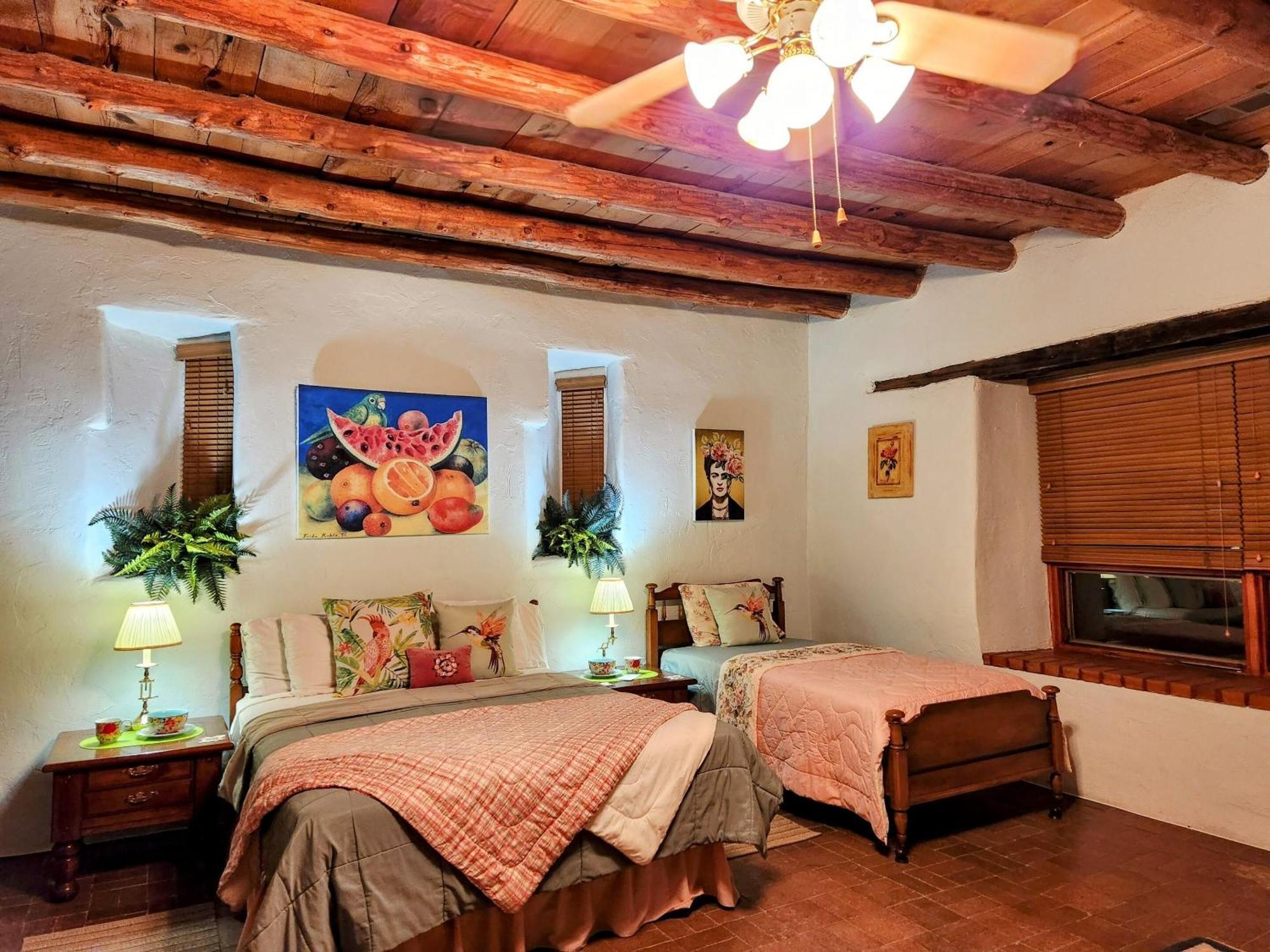 Red Mountain Manor Vineyard And Guesthouse 리오랜초 외부 사진